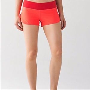 Coral Lulu run shorts